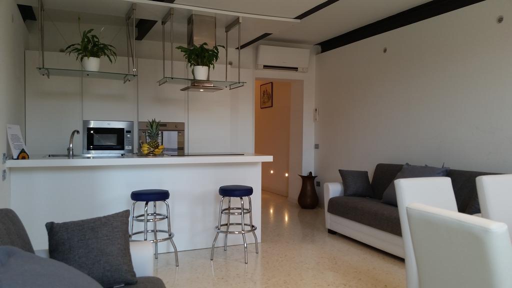 Elisabeth Waterfront Apartment เวนิส ภายนอก รูปภาพ